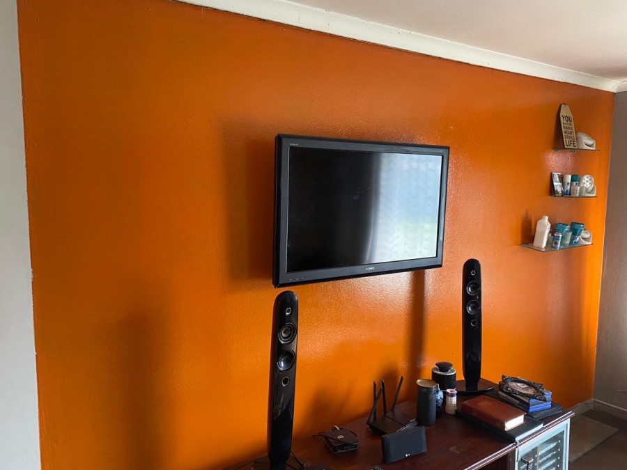 2 Bedroom Property for Sale in Lakeview Free State